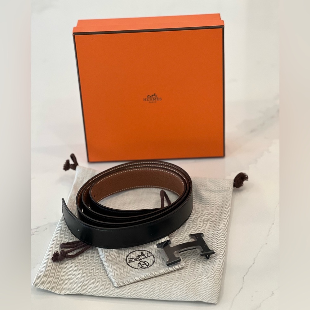 Constance reversible H belt